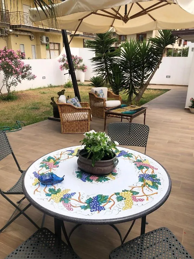 Homestay Dependance Reale Apartment Capo d'Orlando Italy