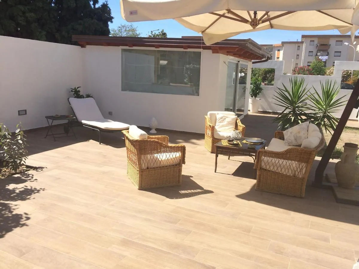 Homestay Dependance Reale Apartment Capo d'Orlando